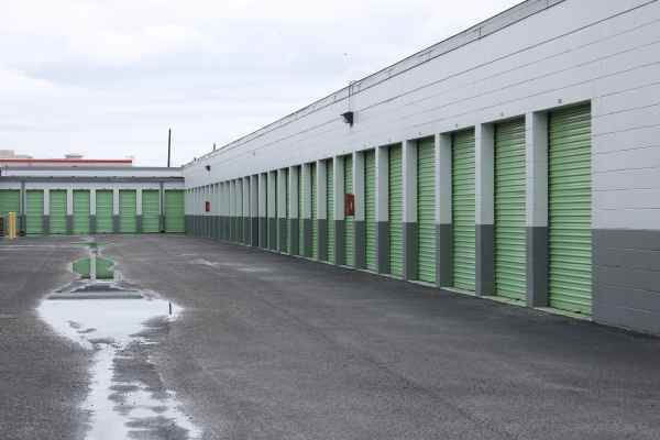 Storage Units at Devon Self Storage - 9133 - Tampa Bay - 8119 Anderson Road