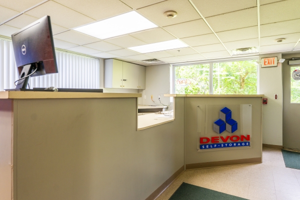Facility photo: //images.sparefoot.com/medium/22395366f70145ad7bb.jpg