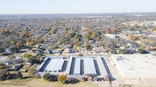 Facility photo: //images.sparefoot.com/medium/223955698217e0c21e9.jpg