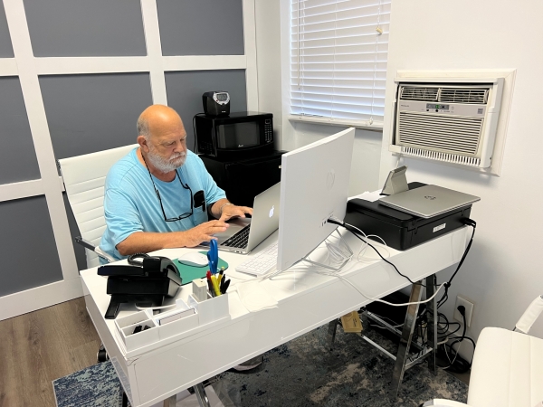Facility photo: //images.sparefoot.com/medium/2241746333175633f3d.jpg