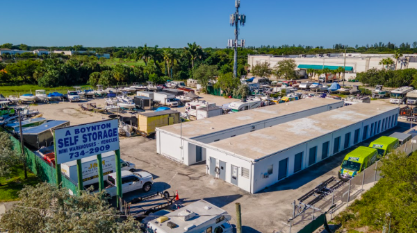 Facility photo: //images.sparefoot.com/medium/224174633a20f3956e4.png