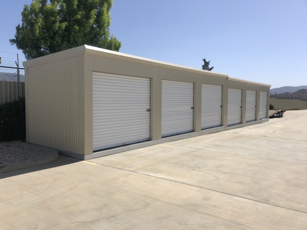 Facility photo: //images.sparefoot.com/medium/2242896a4e651eb889e.jpg