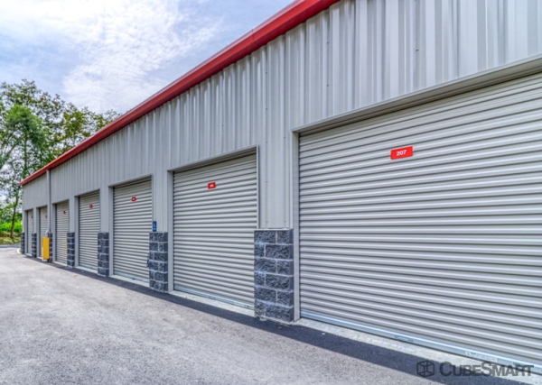 Facility photo: //images.sparefoot.com/medium/224320693be98891e91.jpg