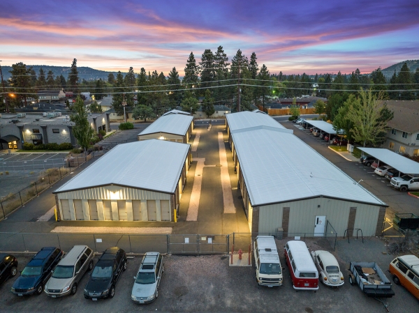Facility photo: //images.sparefoot.com/medium/2243246532d36bee29d.jpg