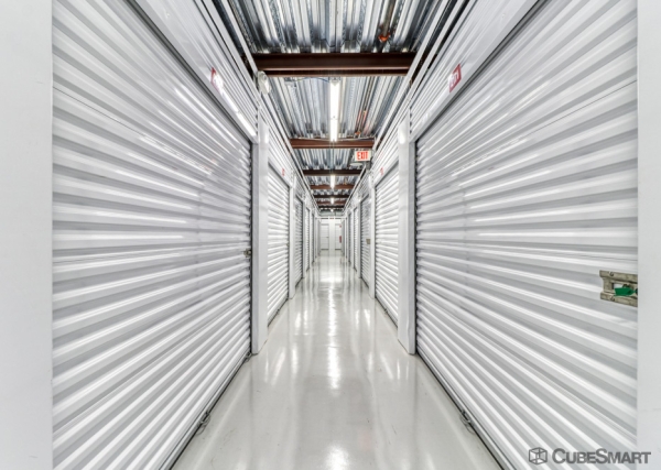 Storage Units at CubeSmart Self Storage - TX San Antonio Austin Hwy - 1403 Austin Highway