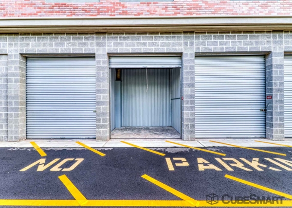 Facility photo: //images.sparefoot.com/medium/224349698af305e26ca.jpg