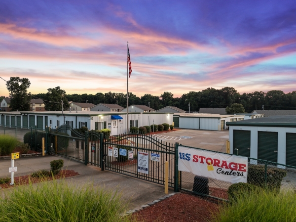 Storage Units at US Storage Centers - Clarksville - Parkway - 1280 Parkway Place