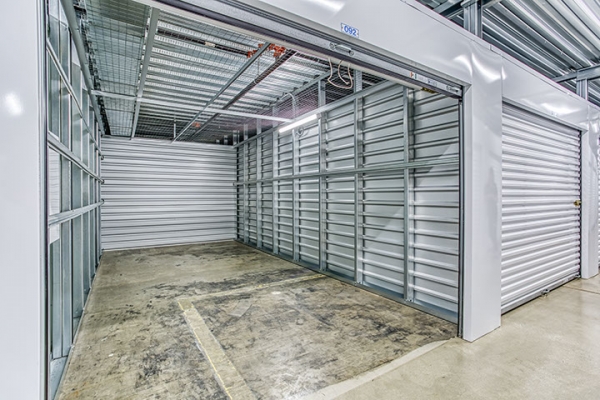 Facility photo: //images.sparefoot.com/medium/22441262c727fdb7b39.jpg