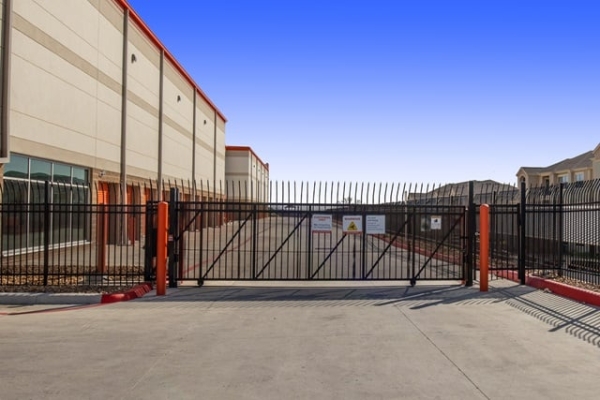Storage Units at Public Storage - San Antonio - 909 Runnels Ave - 909 Runnels Ave