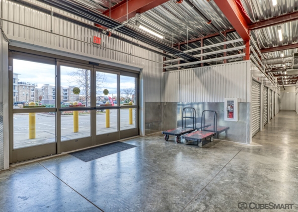 Storage Units at CubeSmart Self Storage - TN Murfreesboro Medical Center Pkwy - 2148 Medical Center Parkway