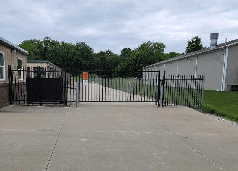 Facility photo: //images.sparefoot.com/medium/22449468811f46006f2.png