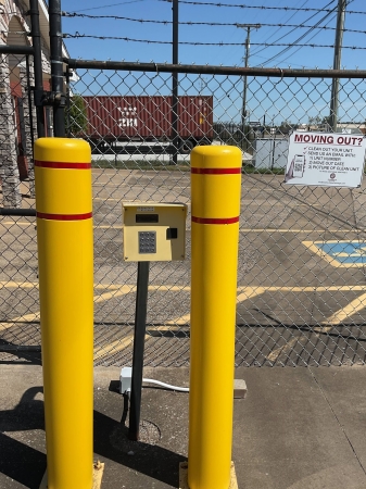 Facility photo: //images.sparefoot.com/medium/2245116a187a6cb0b84.jpg