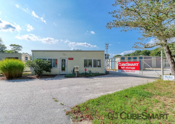 Facility photo: //images.sparefoot.com/medium/224515688c6291d8c6e.jpg