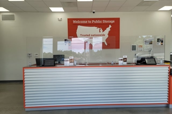 Facility photo: //images.sparefoot.com/medium/224538687a46d51b498.jpg