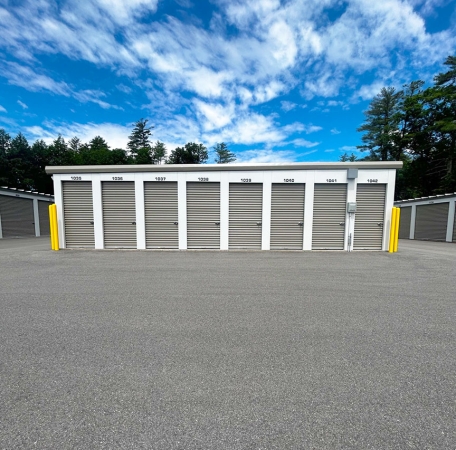 Facility photo: //images.sparefoot.com/medium/2245546928a6df9482d.jpg