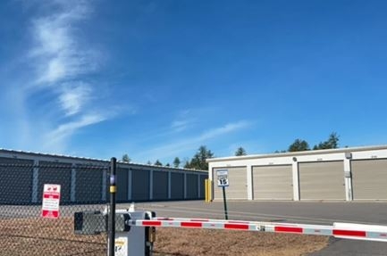 Facility photo: //images.sparefoot.com/medium/2245546928a6e5068c4.jpg