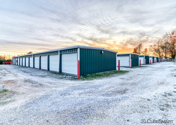 Facility photo: //images.sparefoot.com/medium/224559689445b699da0.jpg