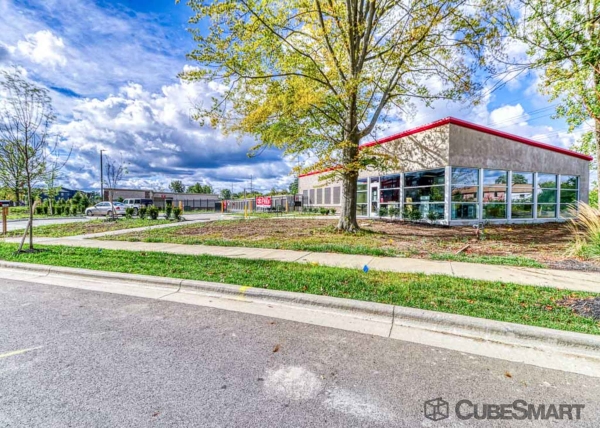 Facility photo: //images.sparefoot.com/medium/224570688f1c48c77b1.jpg