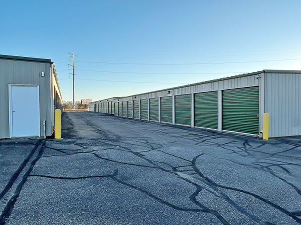 Facility photo: //images.sparefoot.com/medium/224714677d46745f608.png