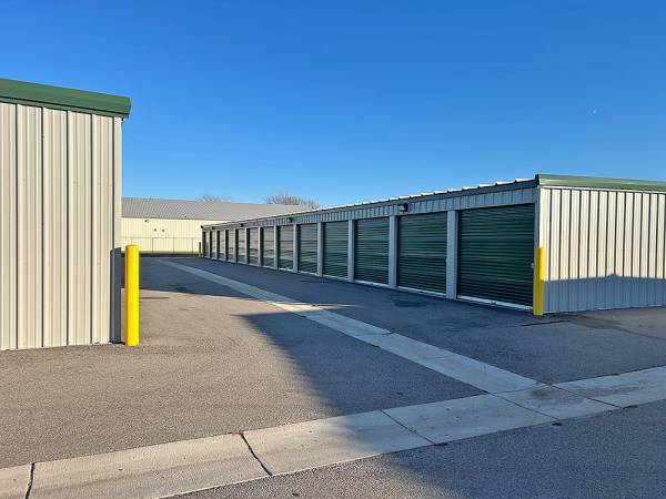 Facility photo: //images.sparefoot.com/medium/224723677d4f688385b.png