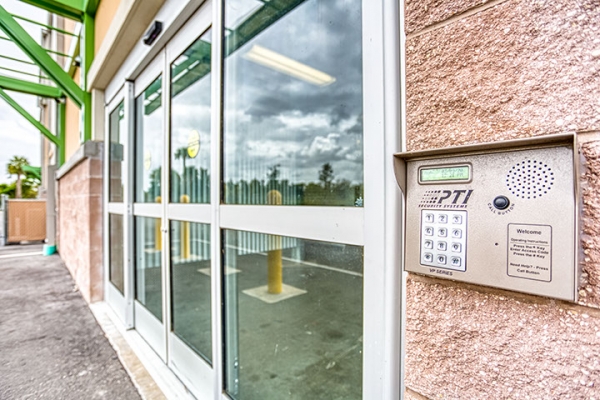 Storage Units at SmartStop Self Storage - Pembroke Pines - 18804 Pines Boulevard - 18804 Pines Boulevard