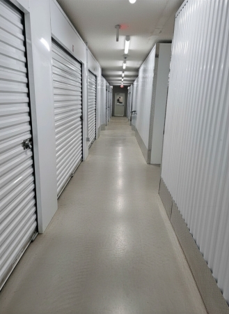 Facility photo: //images.sparefoot.com/medium/22482069f4e66ab29a5.jpg
