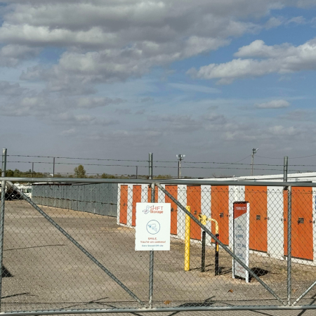 Facility photo: //images.sparefoot.com/medium/22485768e433ddca16a.png