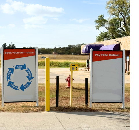 Facility photo: //images.sparefoot.com/medium/22485768e66b1e42272.png