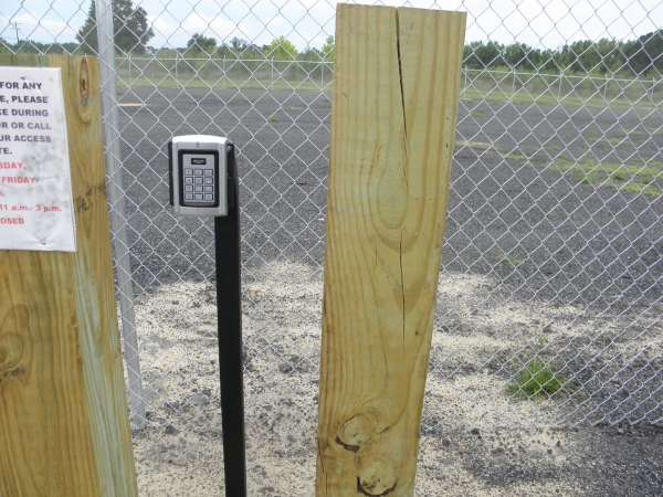 Facility photo: //images.sparefoot.com/medium/224990630548bc54ca1.jpg