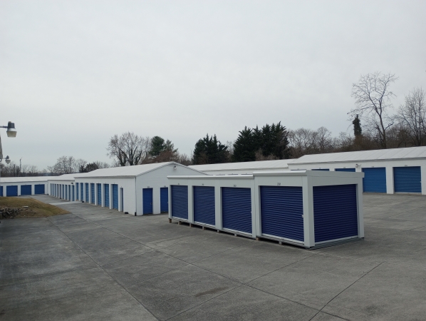 Facility photo: //images.sparefoot.com/medium/22499463bed17b0e50d.jpg