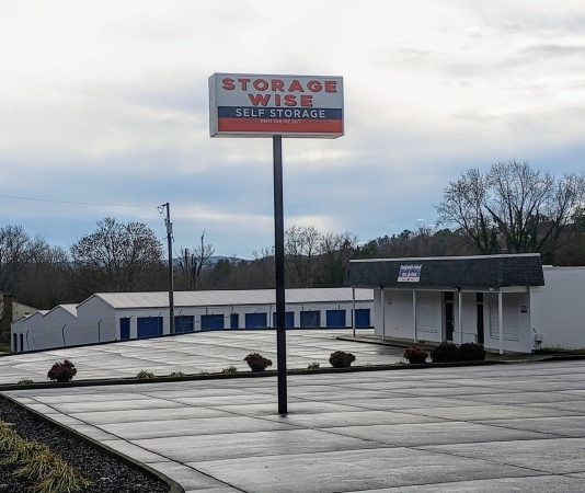 Facility photo: //images.sparefoot.com/medium/224994644981d9d526b.jpg