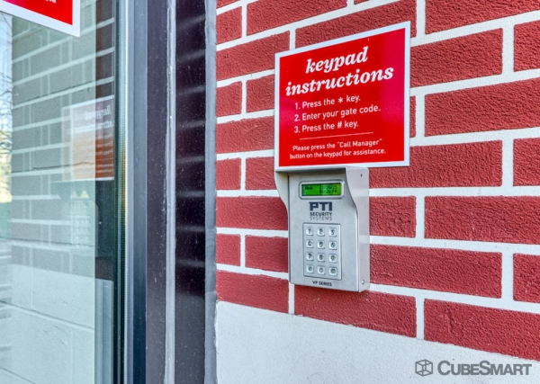 Storage Units at CubeSmart Self Storage TN Nashville Alabama Ave - 4311 Alabama Avenue