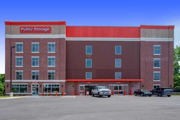 Facility photo: //images.sparefoot.com/medium/2250766967a39c83968.jpg