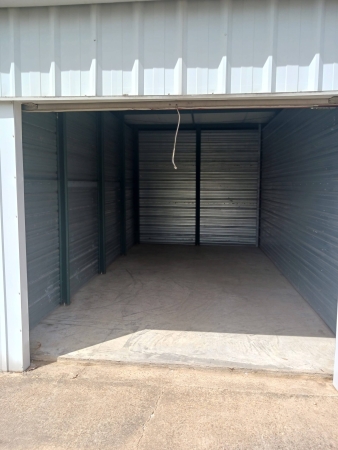 Facility photo: //images.sparefoot.com/medium/225117689e05bd23906.jpg