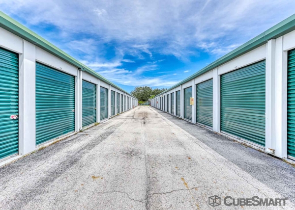 Facility photo: //images.sparefoot.com/medium/2251326883336078cc1.jpg
