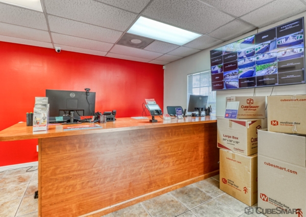 Storage Units at CubeSmart Self Storage - FL Sebastian Blvd - 189 Sebastian Boulevard