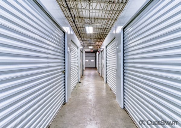 Facility photo: //images.sparefoot.com/medium/22514768946c8b7b5bb.jpg