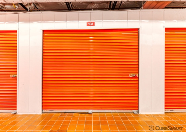 Facility photo: //images.sparefoot.com/medium/22515868948be974207.jpg