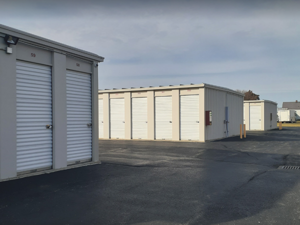 Facility photo: //images.sparefoot.com/medium/225249632b47f0ea47d.png
