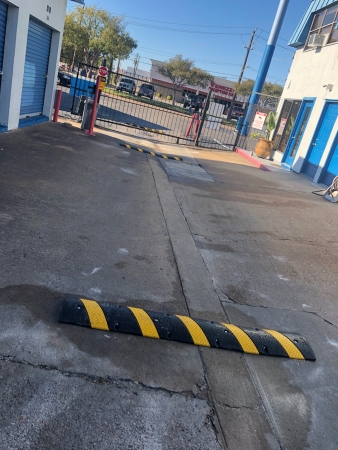 Storage Units at Your Storage Place - Houston - Northwest Freeway - 10901 Northwest Freeway