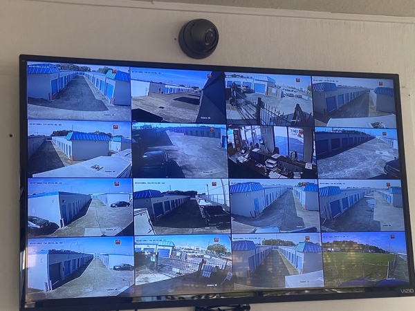 Storage Units at Your Storage Place - Houston - Northwest Freeway - 10901 Northwest Freeway