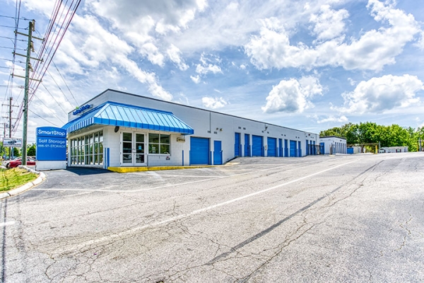 Storage Units at SmartStop Self Storage - Hendersonville - 1931 Spartanburg Hwy - 1931 Spartanburg Highway