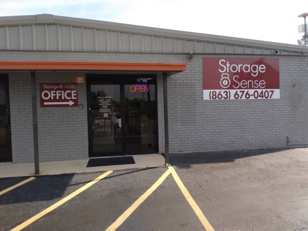 Facility photo: //images.sparefoot.com/medium/2253596914ff0bed634.jpg