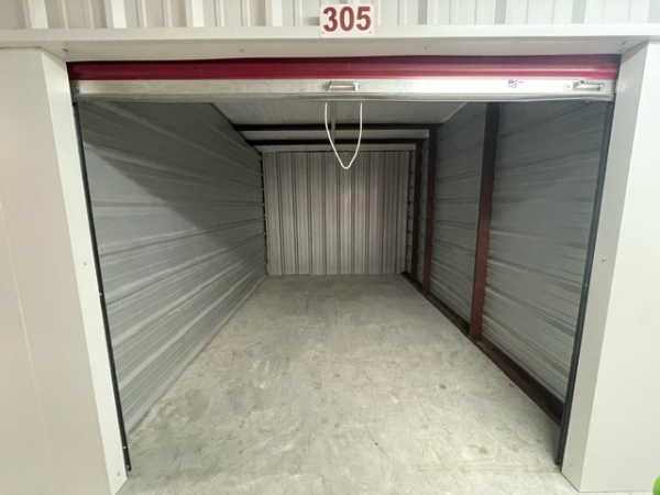 Facility photo: //images.sparefoot.com/medium/225389663598fe96468.jpg