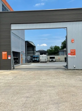 Facility photo: //images.sparefoot.com/medium/22539968d5ab3a8d389.jpg