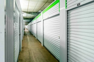 Facility photo: //images.sparefoot.com/medium/22540168cdbb14cf24f.png