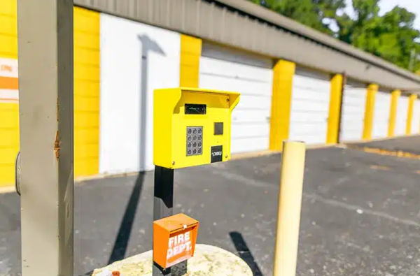 Facility photo: //images.sparefoot.com/medium/22540368cc4e3f07236.png