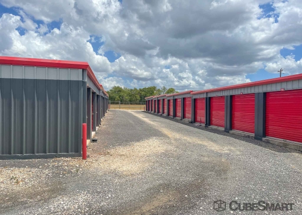 Facility photo: //images.sparefoot.com/medium/22544869f71319da85e.jpg