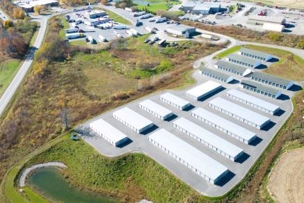 Facility photo: //images.sparefoot.com/medium/225538688b977de90ee.jpg