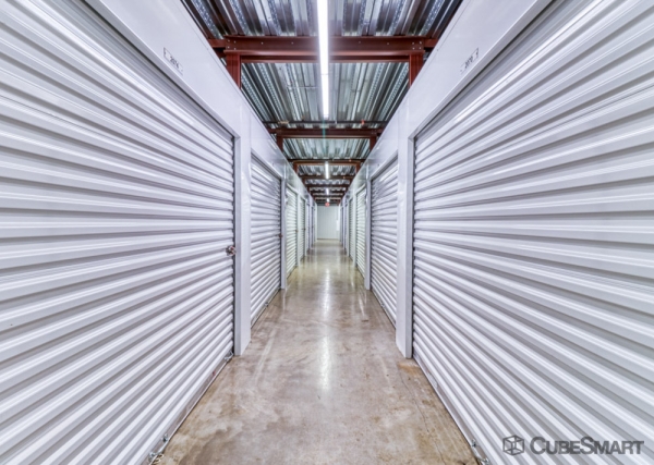 Facility photo: //images.sparefoot.com/medium/225552686f6e2ecf757.jpg